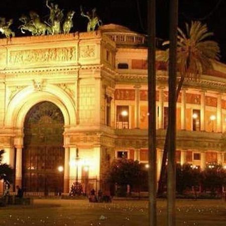 Paleemo Centro Zoe Blu Bed & Breakfast Palermo Ngoại thất bức ảnh